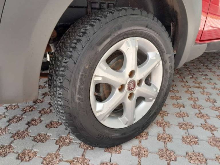 FIAT - STRADA - 2017/2017 - Vermelha - R$ 68.900,00