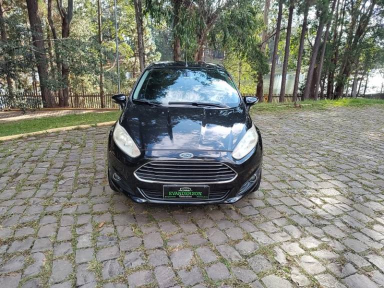 FORD - FIESTA - 2014/2014 - Preta - R$ 44.900,00