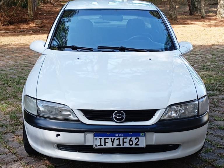 CHEVROLET - VECTRA - 1997/1997 - Branca - R$ 15.990,00