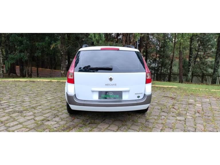 RENAULT - MÉGANE - 2012/2013 - Branca - R$ 37.900,00
