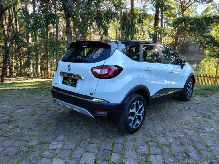 RENAULT - CAPTUR - 2019/2020 - Branca - R$ 77.900,00