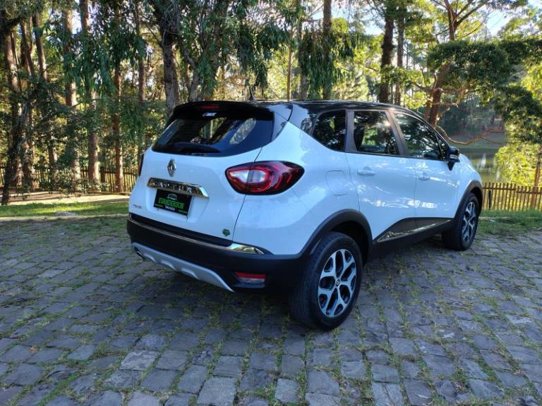 RENAULT - CAPTUR - 2019/2020 - Branca - R$ 78.900,00