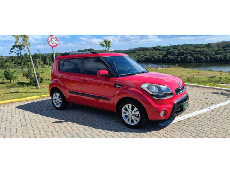 KIA MOTORS - SOUL - 2011/2012 - Vermelha - R$ 43.900,00