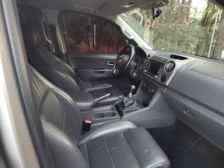 VOLKSWAGEN - AMAROK - 2011/2011 - Prata - R$ 86.900,00