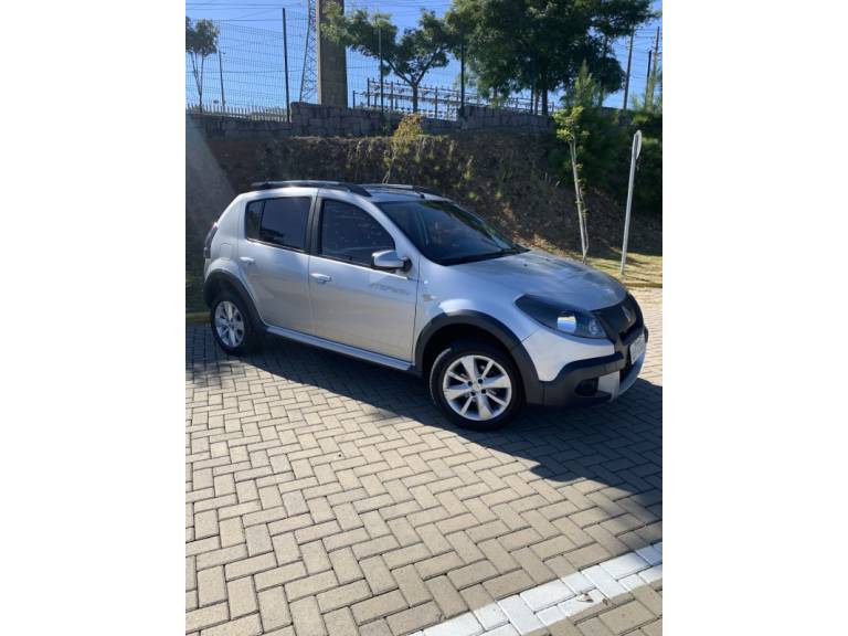 RENAULT - SANDERO - 2014/2014 - Cinza - R$ 40.900,00