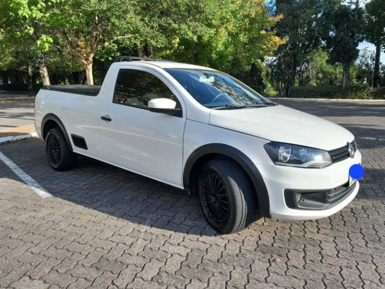 VOLKSWAGEN - SAVEIRO - 2015/2015 - Branca - R$ 44.900,00