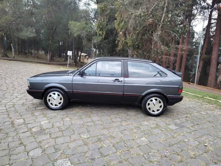 VOLKSWAGEN - GOL - 1989/1989 - Cinza - R$ 41.900,00