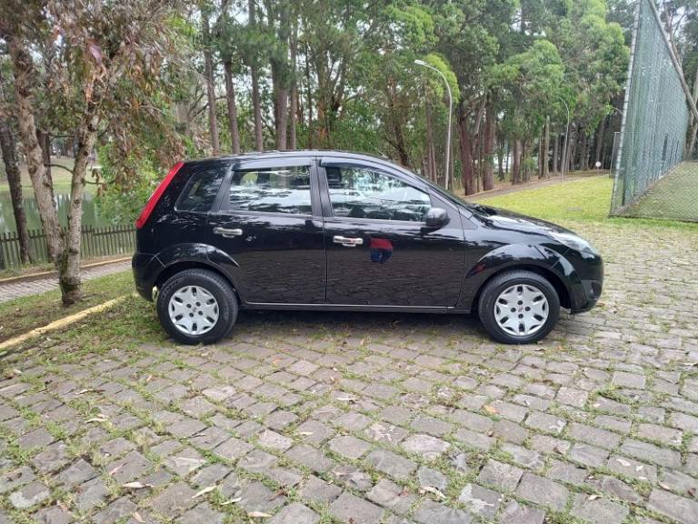 FORD - FIESTA - 2010/2011 - Preta - R$ 29.900,00