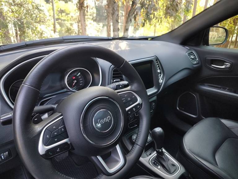 JEEP - COMPASS - 2021/2021 - Marrom - R$ 142.900,00