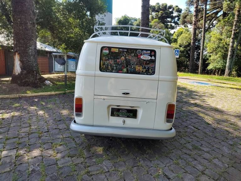 VOLKSWAGEN - KOMBI - 1990/1990 - Branca - R$ 20.000,00