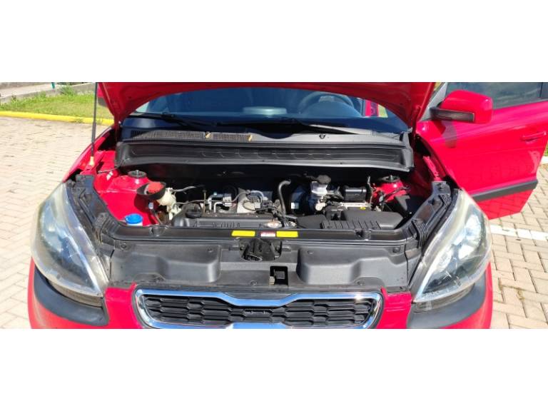 KIA MOTORS - SOUL - 2011/2012 - Vermelha - R$ 43.900,00