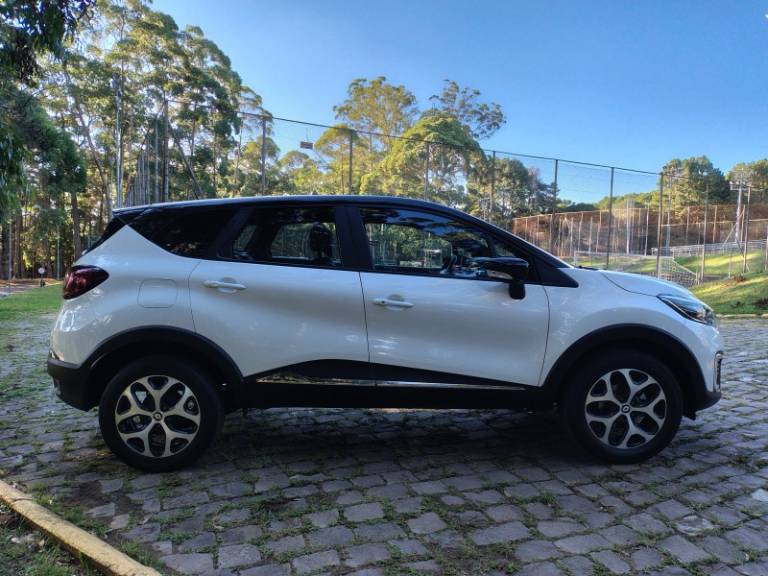RENAULT - CAPTUR - 2019/2020 - Branca - R$ 78.900,00