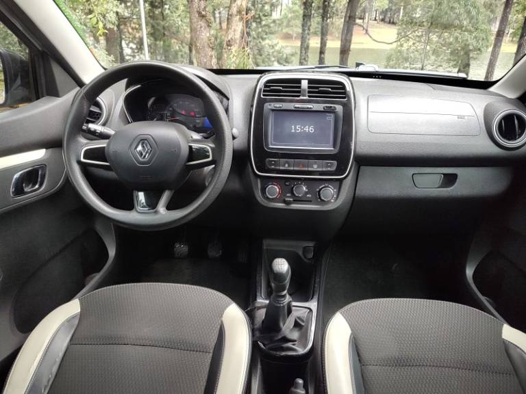 RENAULT - KWID - 2018/2018 - Branca - R$ 41.900,00