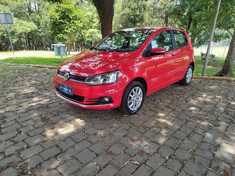 VOLKSWAGEN - FOX - 2015/2015 - Vermelha - R$ 44.900,00