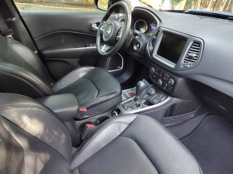 JEEP - COMPASS - 2021/2021 - Marrom - R$ 142.900,00