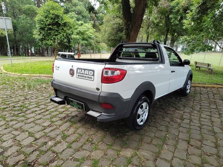 FIAT - STRADA - 2018/2018 - Branca - R$ 54.900,00