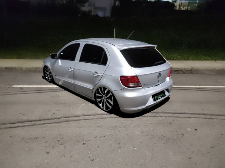 VOLKSWAGEN - GOL - 2010/2010 - Prata - R$ 33.900,00