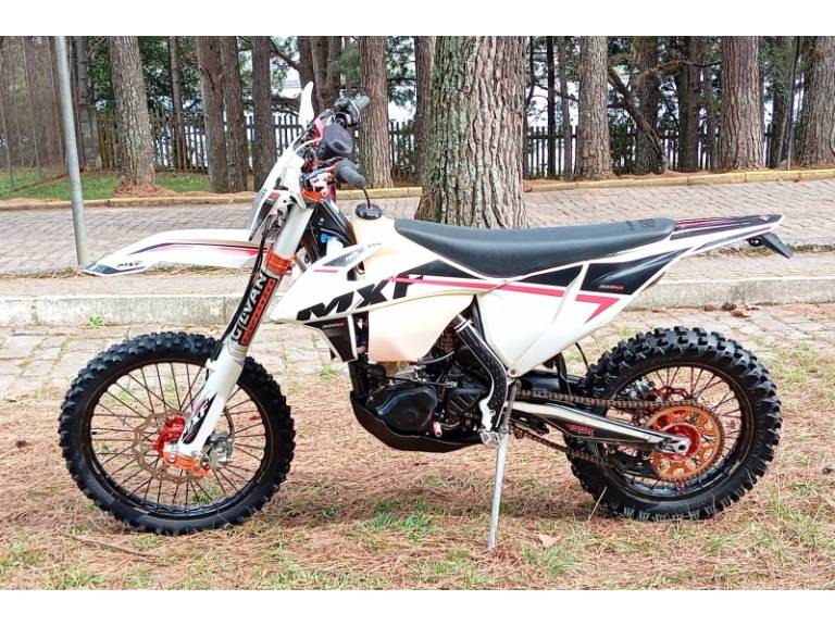 MXF - 300 RXS - 2021/2021 - Branca - R$ 19.990,00