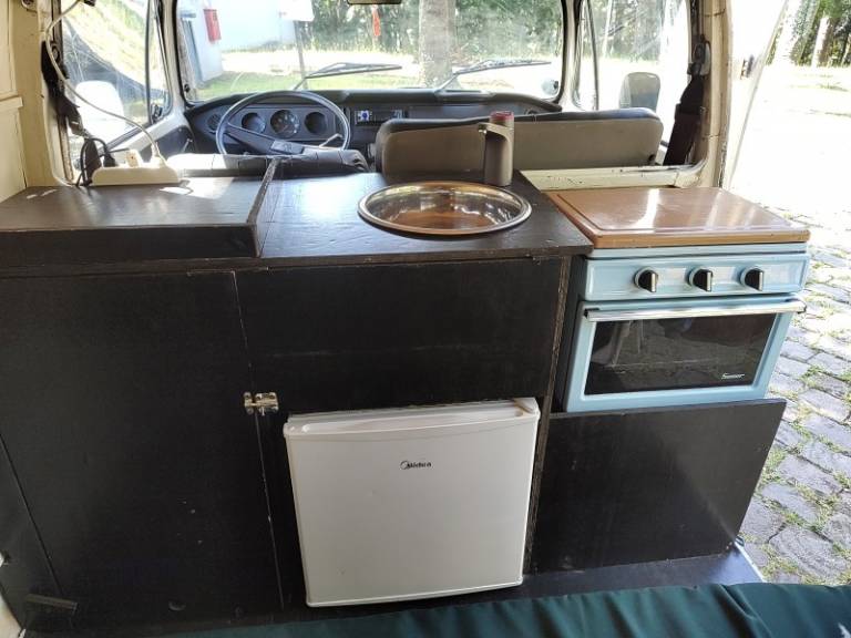 VOLKSWAGEN - KOMBI - 1990/1990 - Branca - R$ 20.000,00