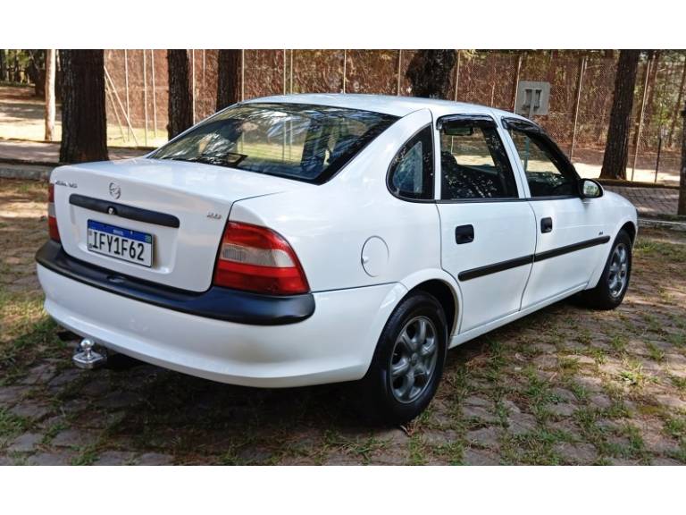 CHEVROLET - VECTRA - 1997/1997 - Branca - R$ 15.990,00