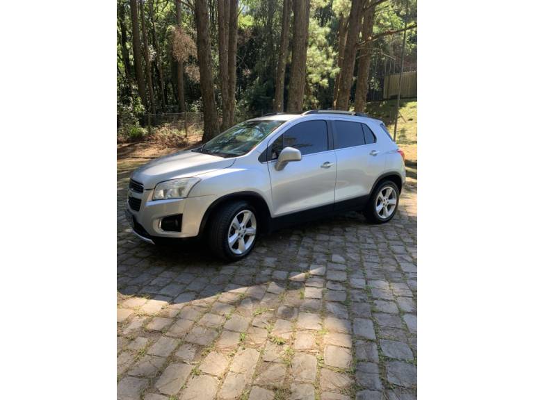 CHEVROLET - TRACKER - 2014/2015 - Prata - R$ 65.900,00