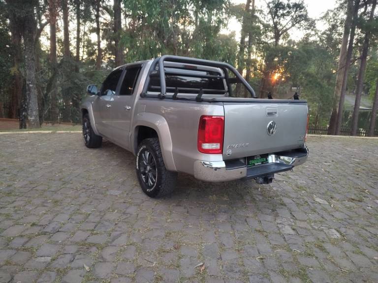 VOLKSWAGEN - AMAROK - 2011/2011 - Prata - R$ 86.900,00