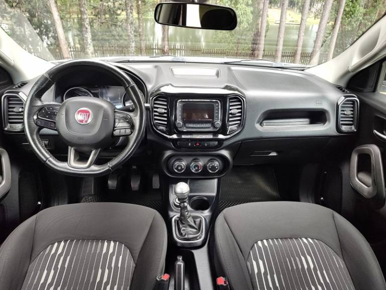 FIAT - TORO - 2017/2018 - Branca - R$ 91.900,00