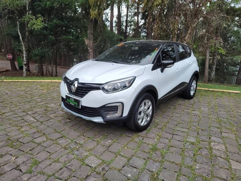 RENAULT - CAPTUR - 2017/2018 - Branca - R$ 69.900,00