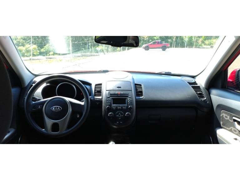 KIA MOTORS - SOUL - 2011/2012 - Vermelha - R$ 43.900,00