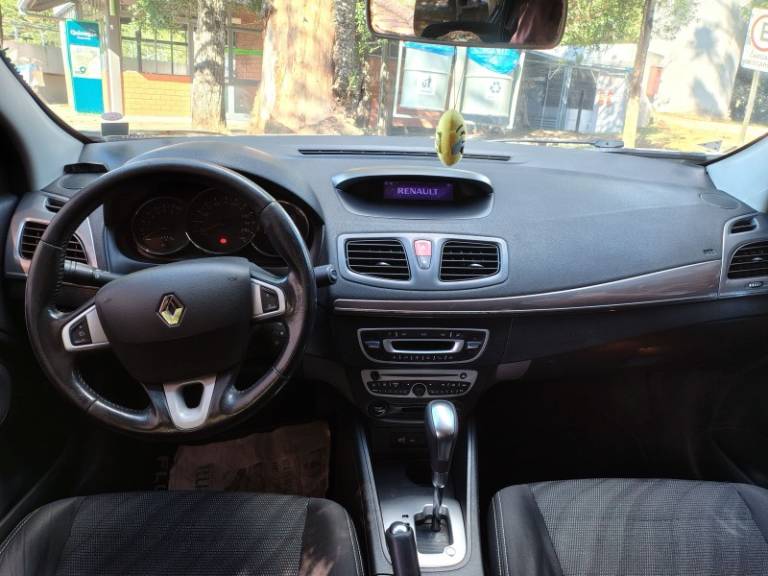 RENAULT - FLUENCE - 2012/2013 - Preta - R$ 41.900,00