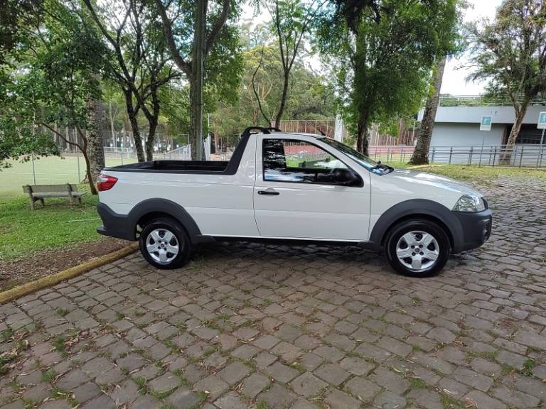 FIAT - STRADA - 2018/2018 - Branca - R$ 54.900,00