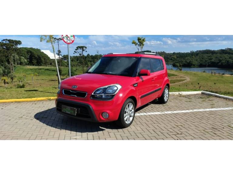 KIA MOTORS - SOUL - 2011/2012 - Vermelha - R$ 43.900,00