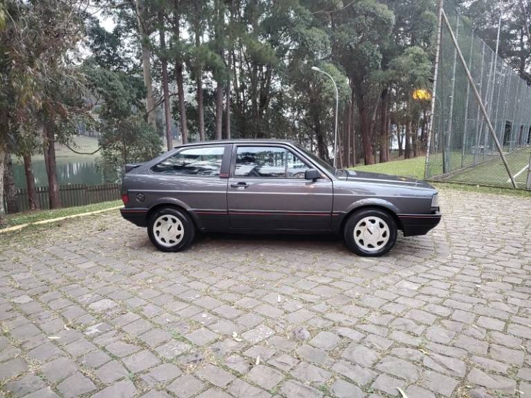 VOLKSWAGEN - GOL - 1989/1989 - Cinza - R$ 41.900,00