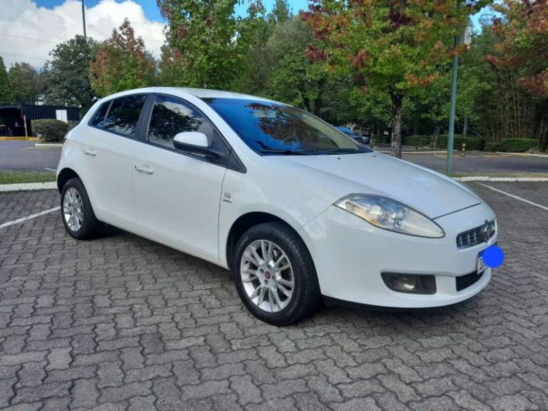 FIAT - BRAVO - 2011/2011 - Branca - R$ 32.900,00
