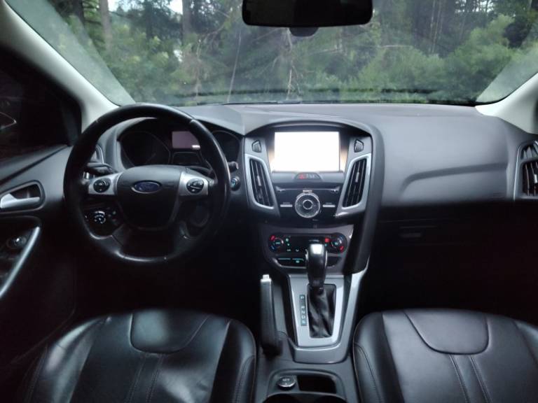 FORD - FOCUS - 2014/2014 - Preta - R$ 56.900,00