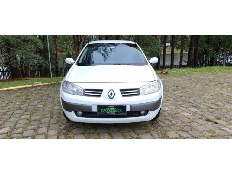 RENAULT - MÉGANE - 2012/2013 - Branca - R$ 37.900,00