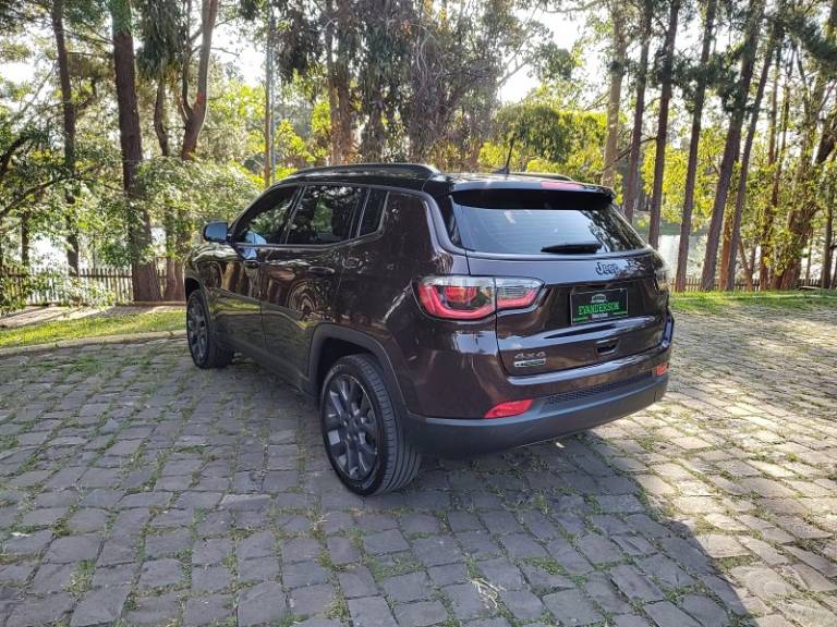 JEEP - COMPASS - 2021/2021 - Marrom - R$ 142.900,00