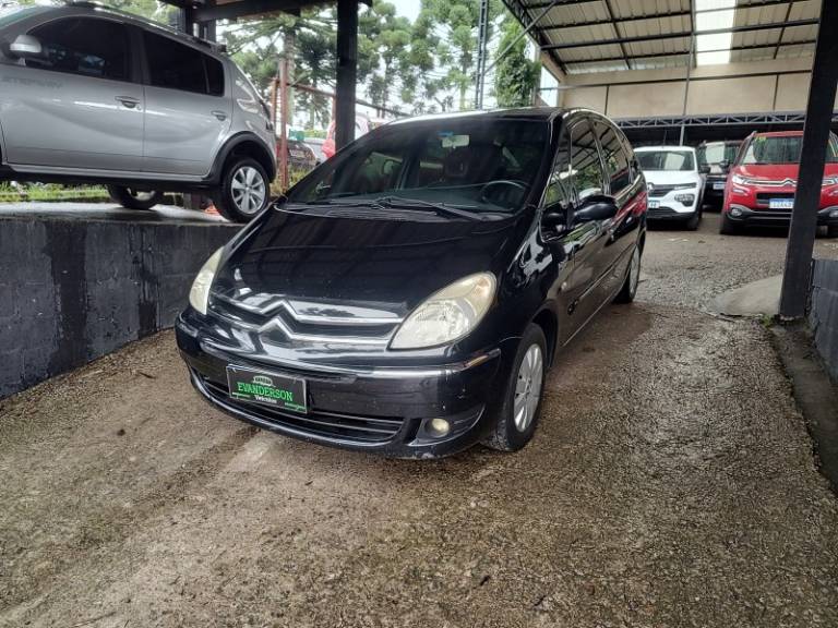 CITROËN - XSARA PICASSO - 2010/2010 - Preta - R$ 22.900,00