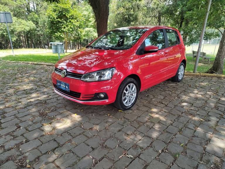 VOLKSWAGEN - FOX - 2015/2015 - Vermelha - R$ 44.900,00