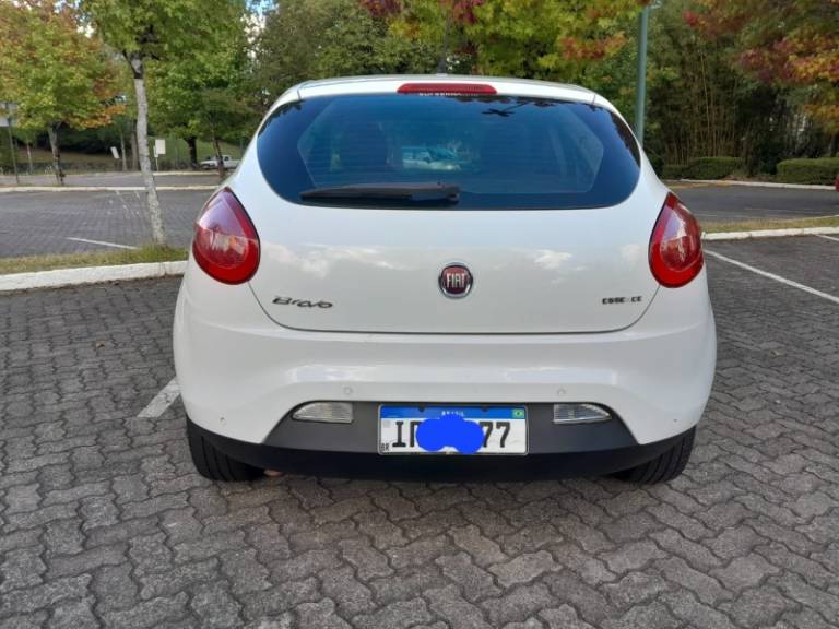 FIAT - BRAVO - 2011/2011 - Branca - R$ 32.900,00