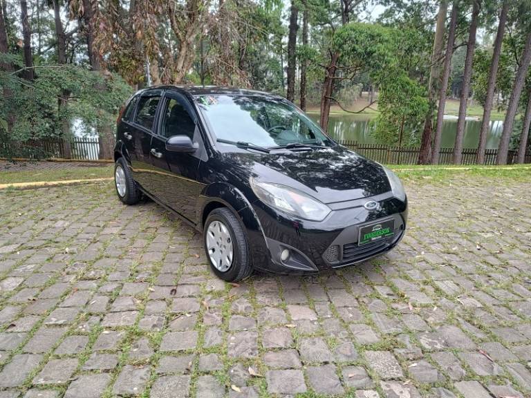 FORD - FIESTA - 2010/2011 - Preta - R$ 29.900,00