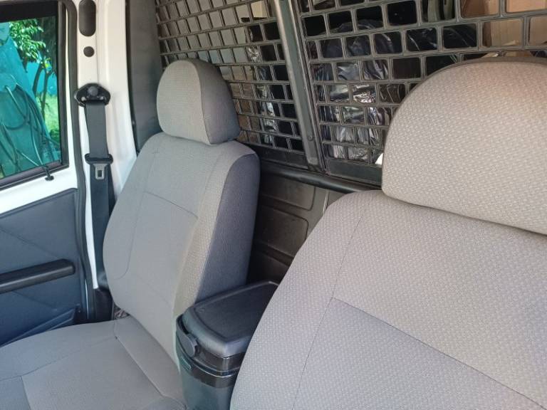 FIAT - FIORINO - 2013/2013 - Branca - R$ 40.900,00