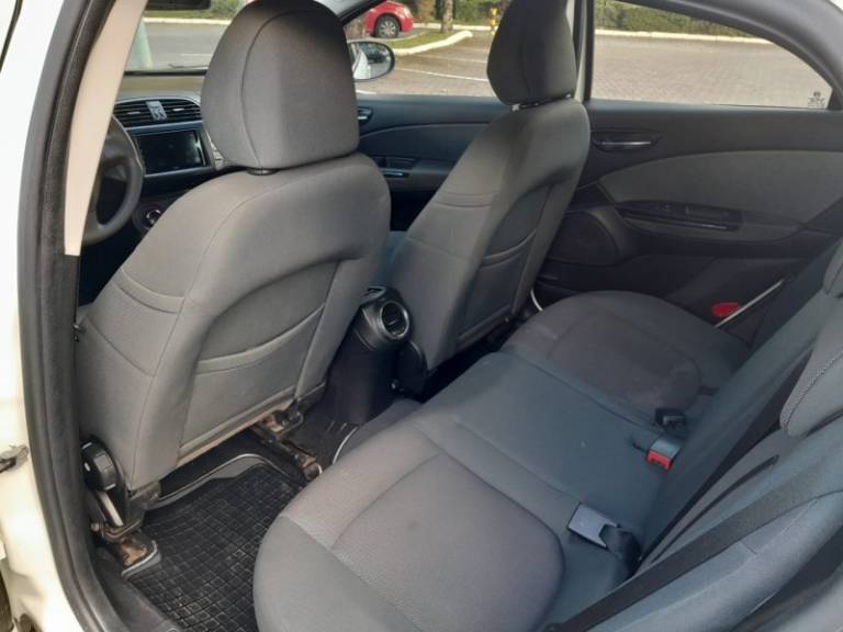 FIAT - BRAVO - 2011/2011 - Branca - R$ 32.900,00