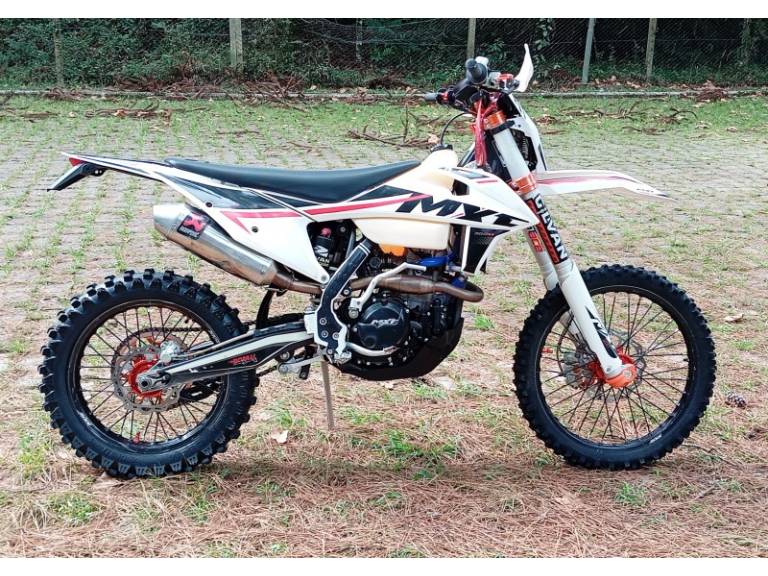 MXF - 300 RXS - 2021/2021 - Branca - R$ 19.990,00