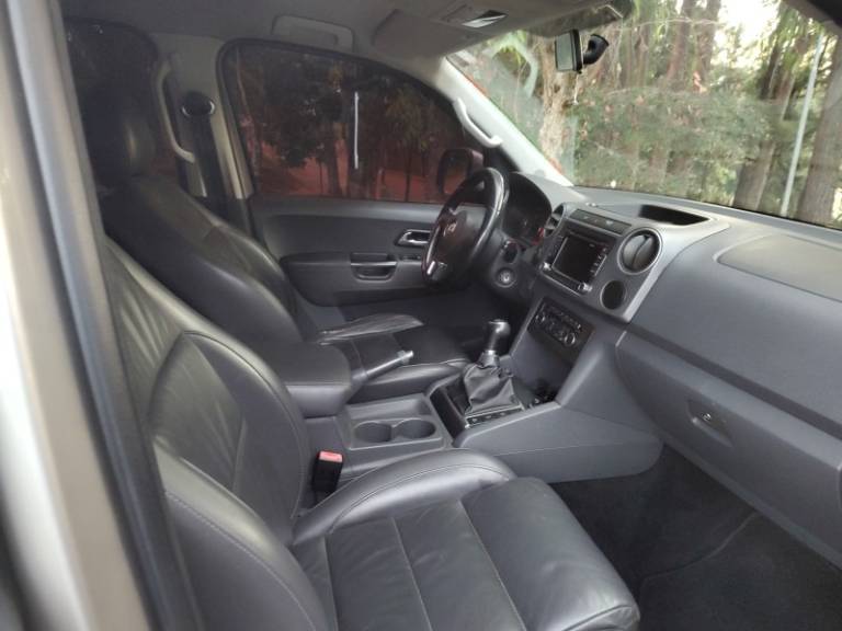VOLKSWAGEN - AMAROK - 2011/2011 - Prata - R$ 86.900,00